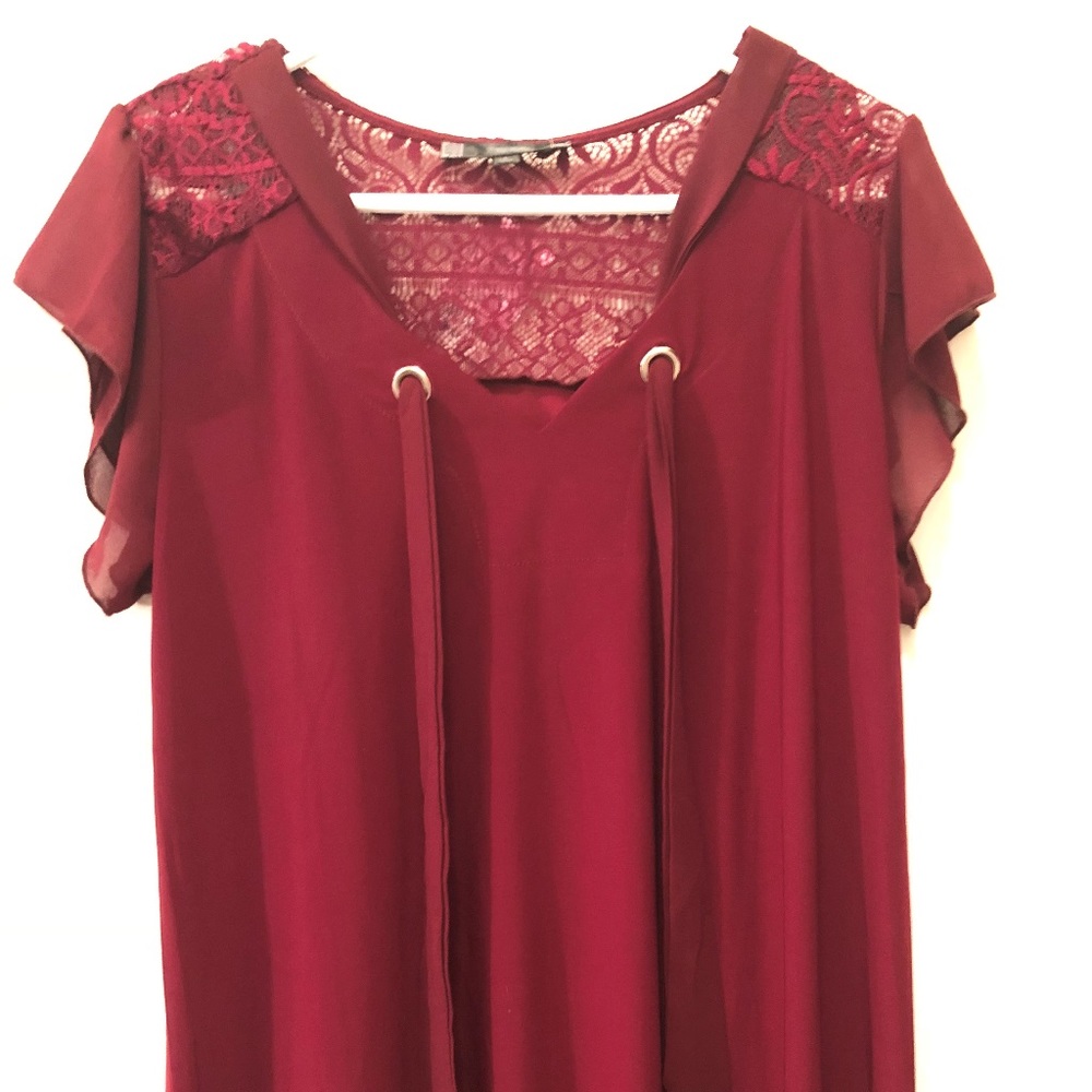 Maroon lacey top